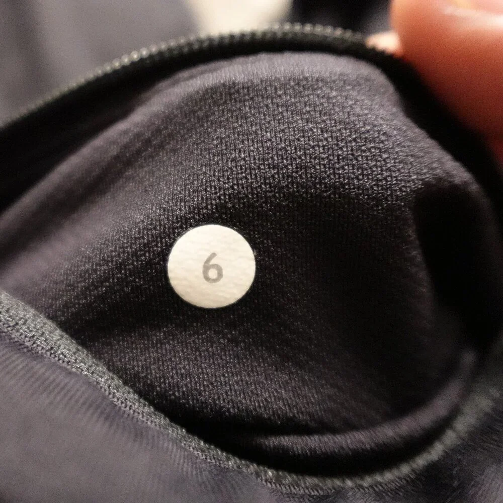 Lululemon Pace rival crop leggings women's 6 black‎